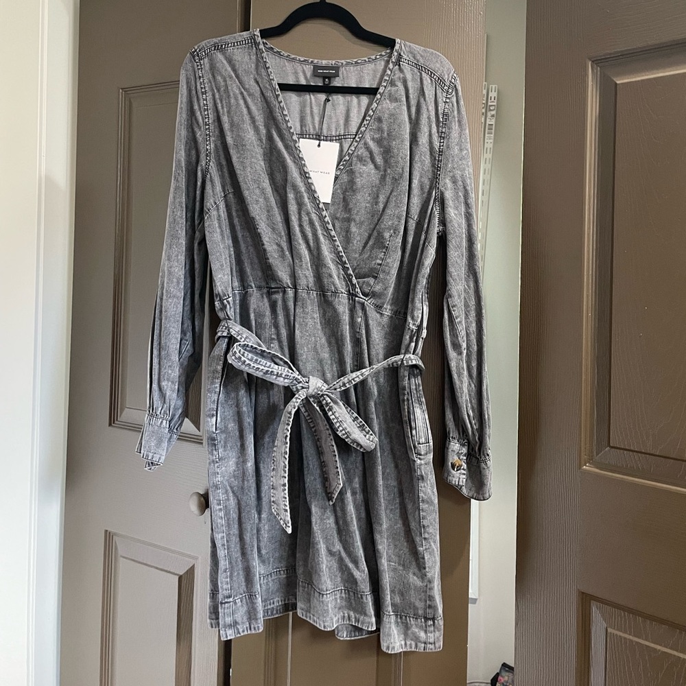 Who What Wear Distressed Gray Dress